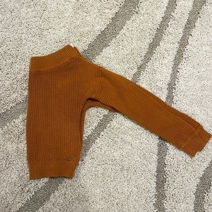 Knit sweater